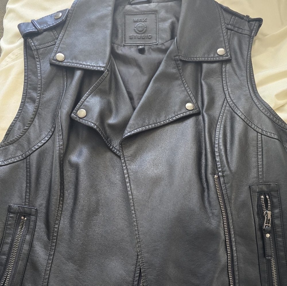 Max Studio Black Faux Leather Vest Size L
